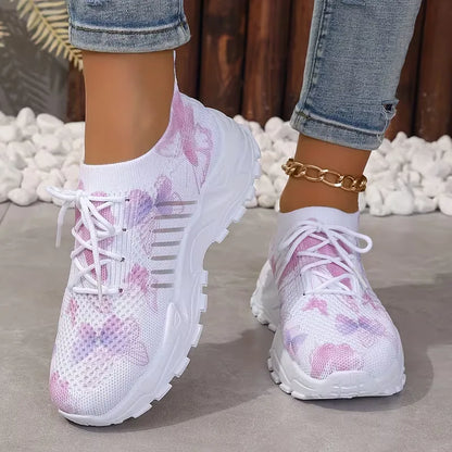 Low sneaker with butterfly print