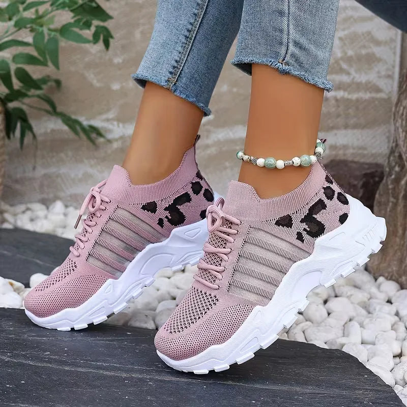 Low sneaker with leopard print