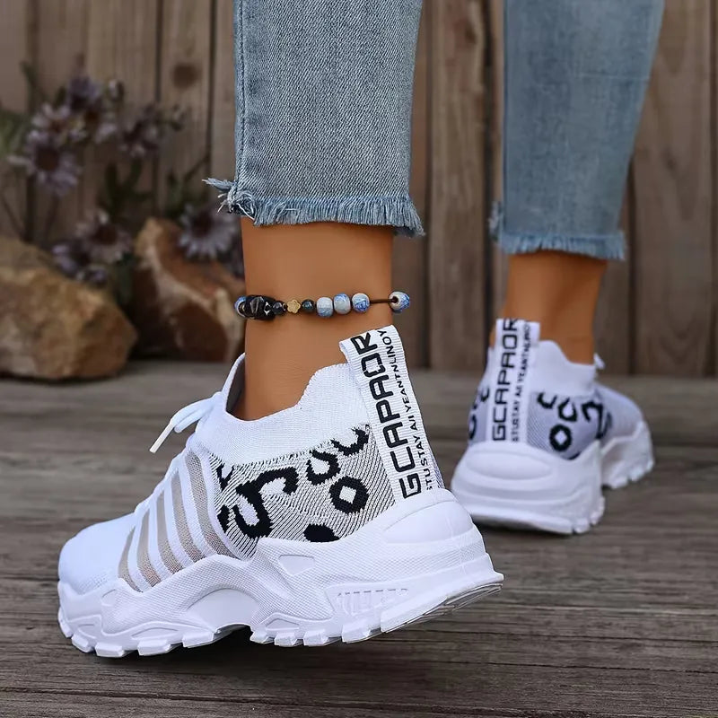 Low sneaker with leopard print