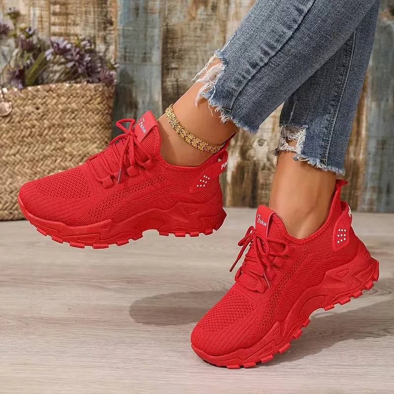 Low sneaker with mesh upper