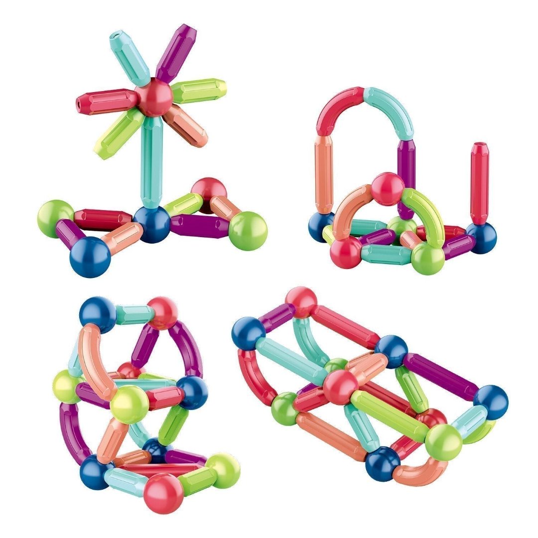 Magnetic Building Blocks Including Free Storage Box