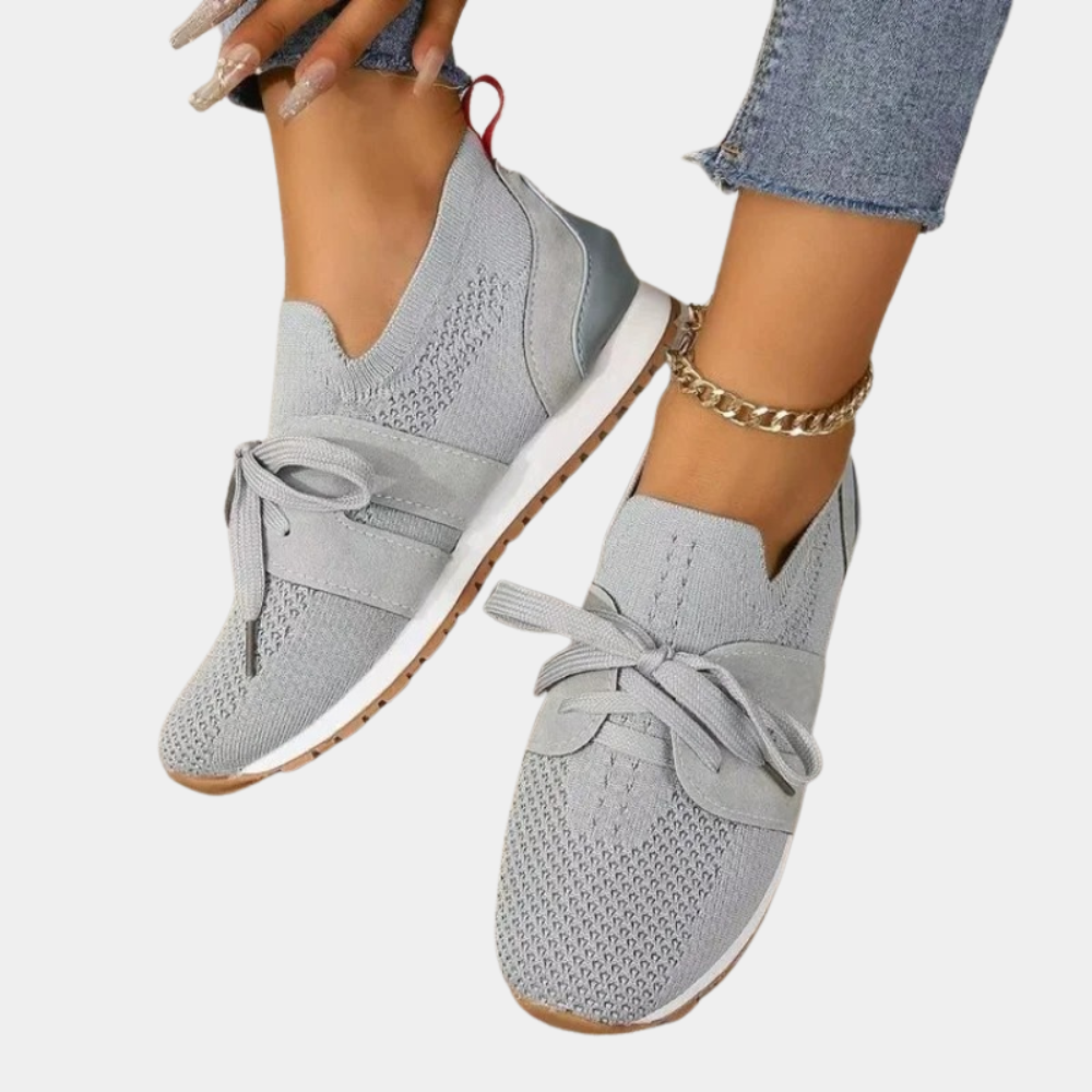 Mai - Stylish Women's Sneakers