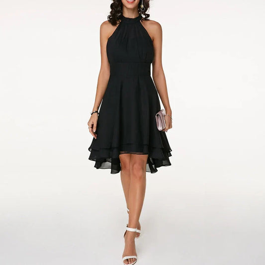Elegantes Neckholderkleid mit Rüschensaum für den Sommer