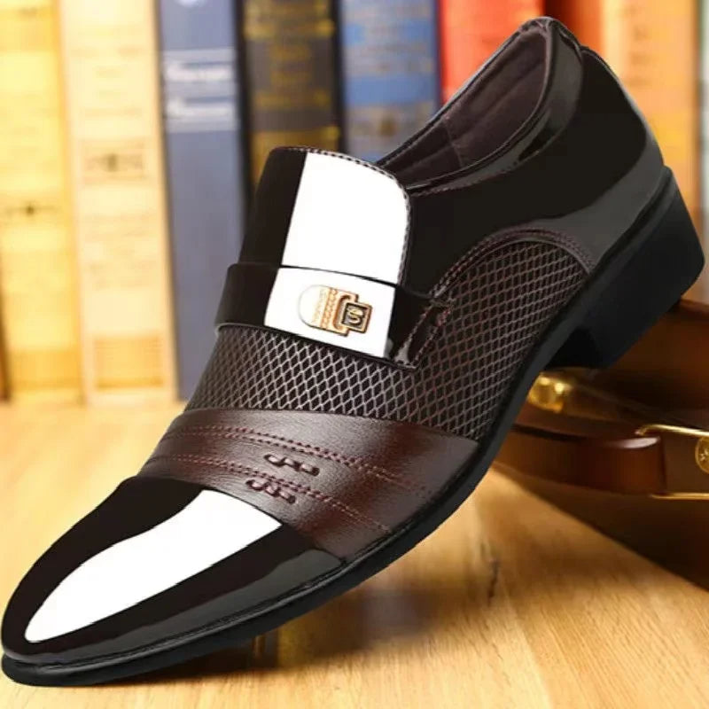 Matthijs | Large Formal Patent Leather Shoes