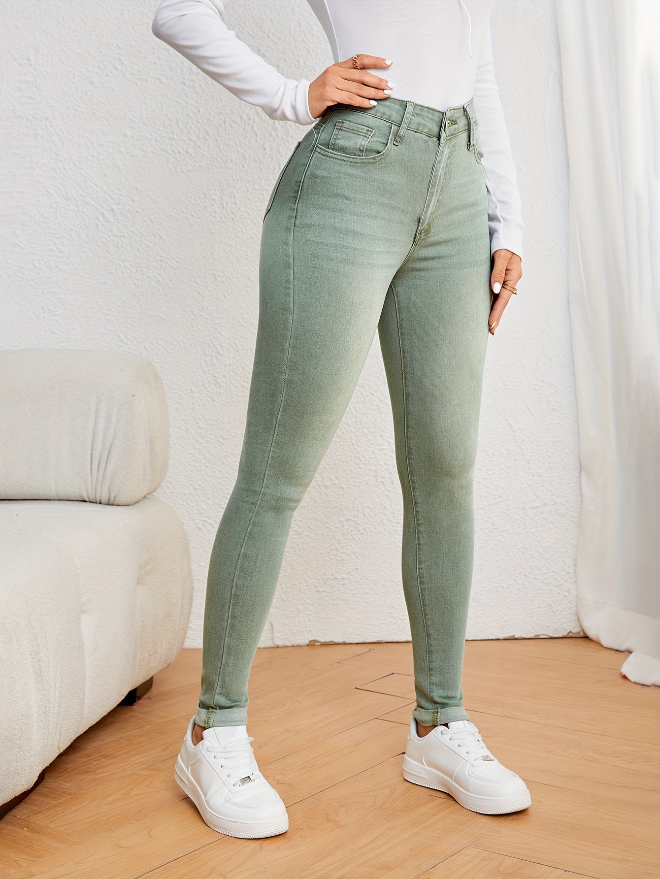 Mila | Women's Slim Fit High-Waisted Jeans