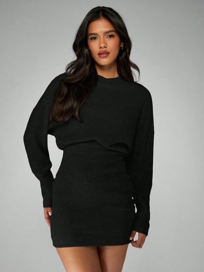 Mini dress with long sleeves and round neck