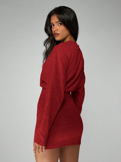 Mini dress with long sleeves and round neck