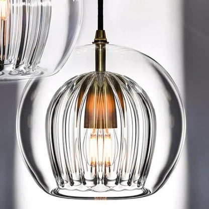 Moderne glazen hanglamp voor een stijlvol interieur
