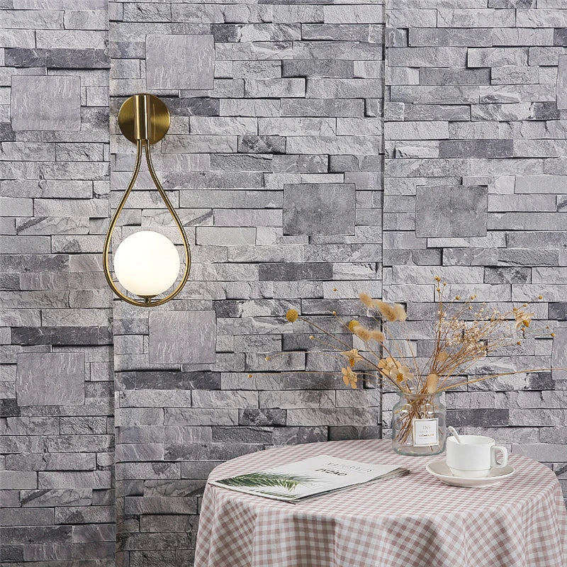 Moderne led-wandlamp van glas en metaal