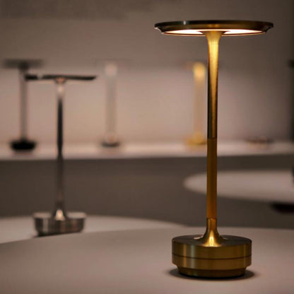 Lámpara de mesa inalámbrica portátil