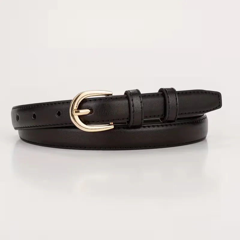 Narrow belt with half-oval buckle