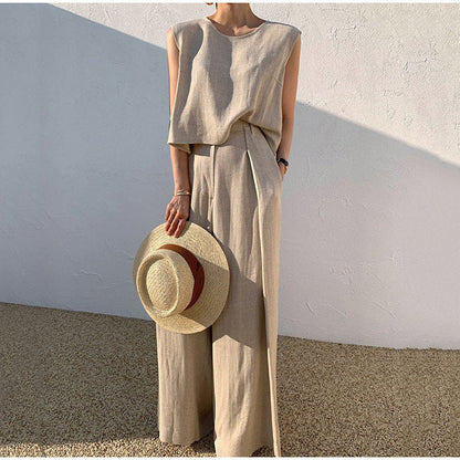Linen ladies' set with wide-leg trousers and round neck top - Sarah