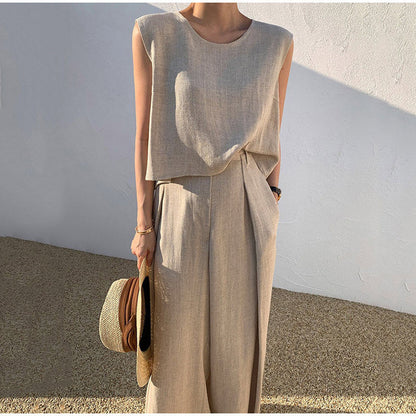 Linen ladies' set with wide-leg trousers and round neck top - Sarah