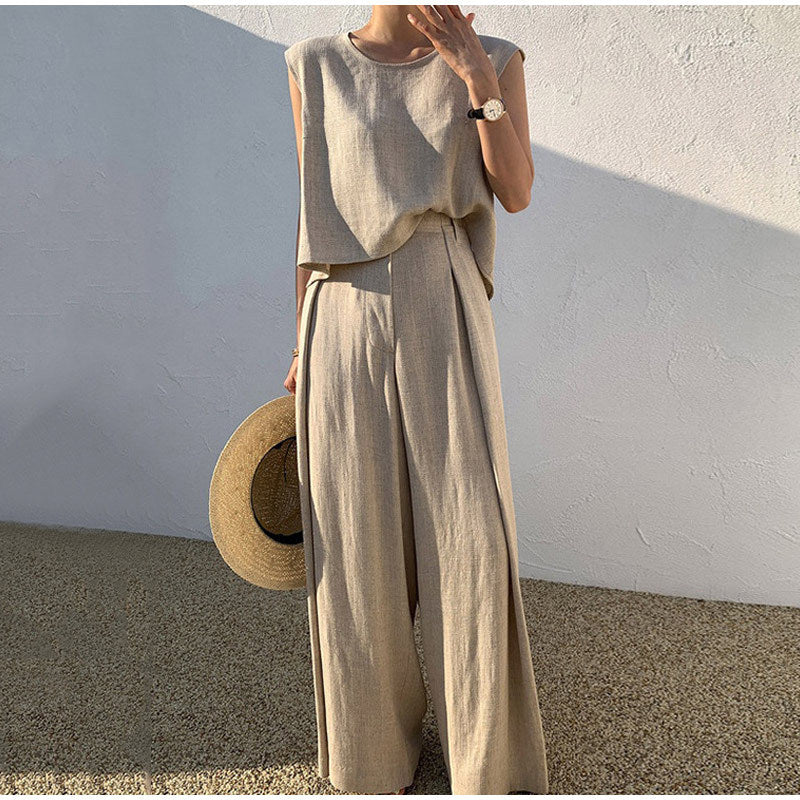 Linen ladies' set with wide-leg trousers and round neck top - Sarah