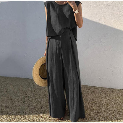 Linen ladies' set with wide-leg trousers and round neck top - Sarah