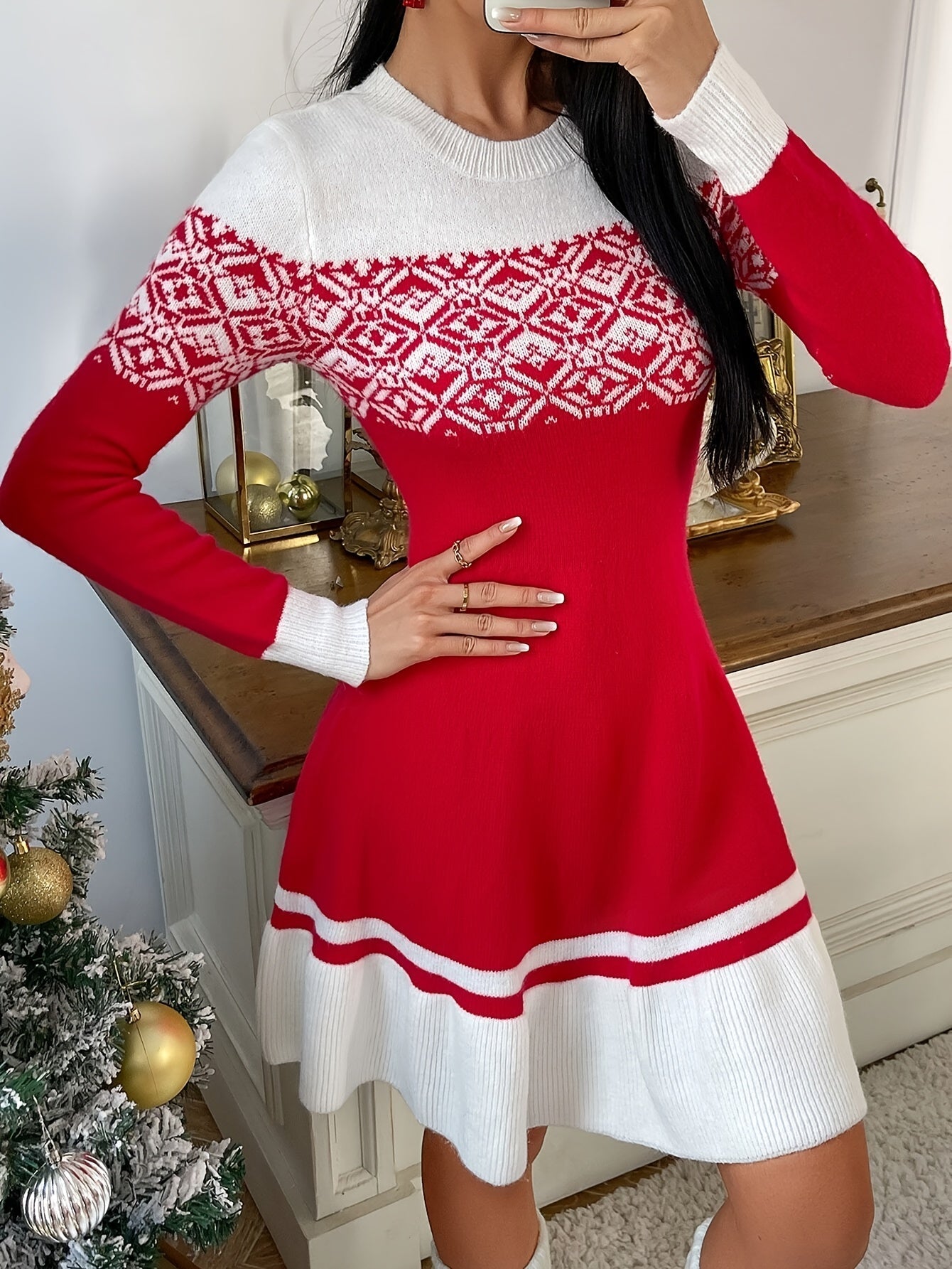 Noa | Elegant Christmas Dress with Geo Pattern and Long Sleeves