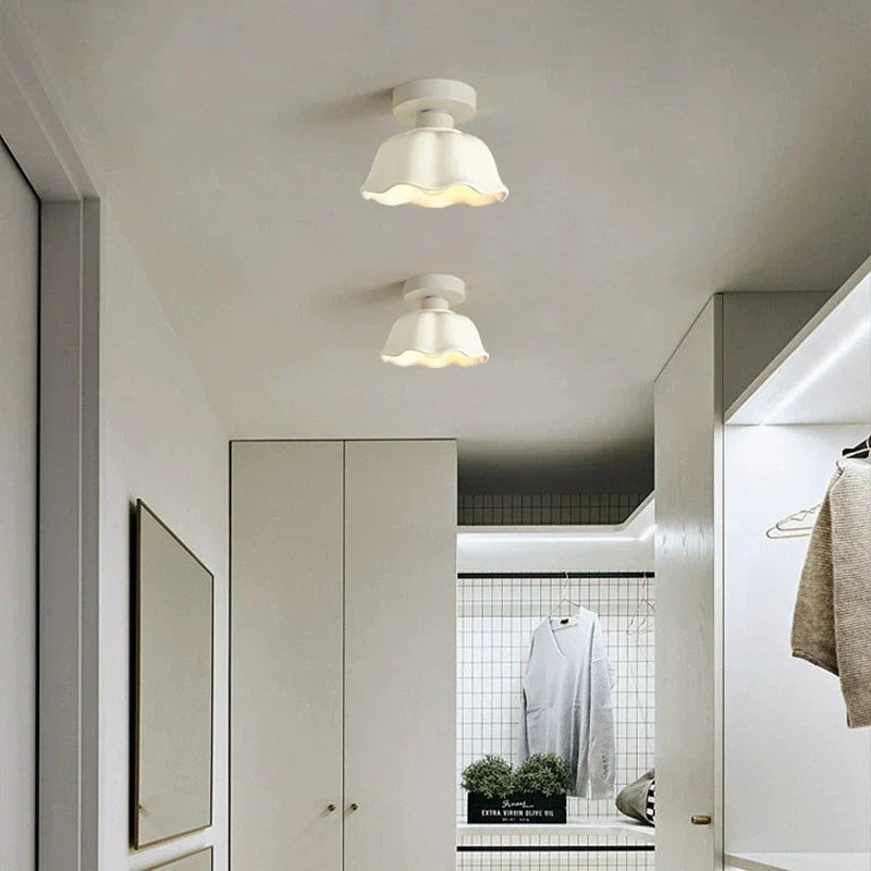 Bordlampe i glass og keramikk