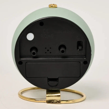 Línea de tiempo: elegante y silencioso reloj de escritorio electrónico