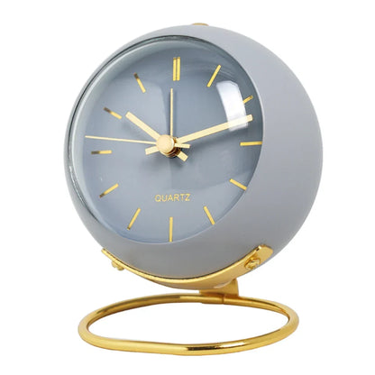 Línea de tiempo: elegante y silencioso reloj de escritorio electrónico