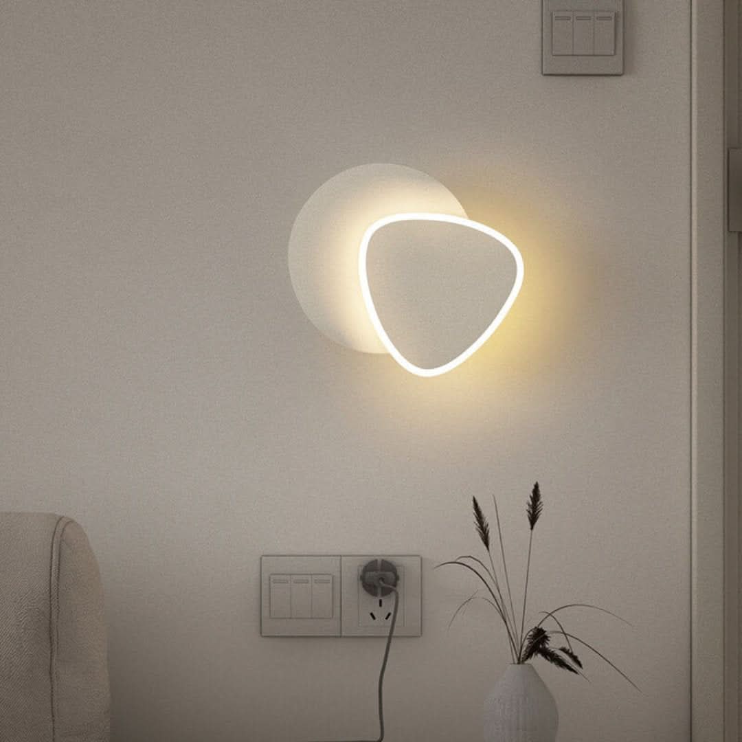 LichtLuxe - Modern LED Wall Lamp with Various Arm Designs