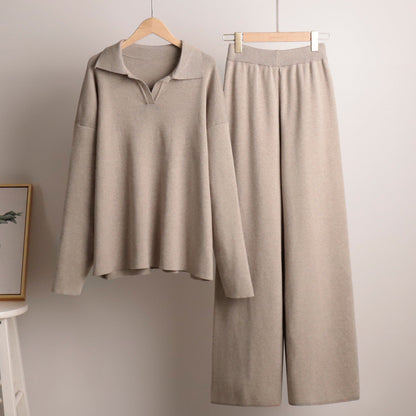 Lounge Set with Wide Trousers and Polo Sweater