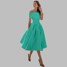 Vintage satijnen baljurk met blote schouders
