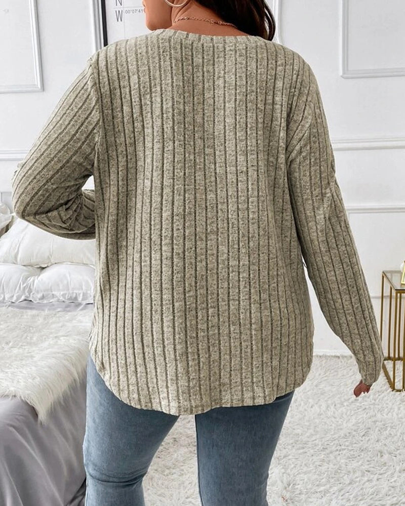 Plain colour sweater with long sleeves