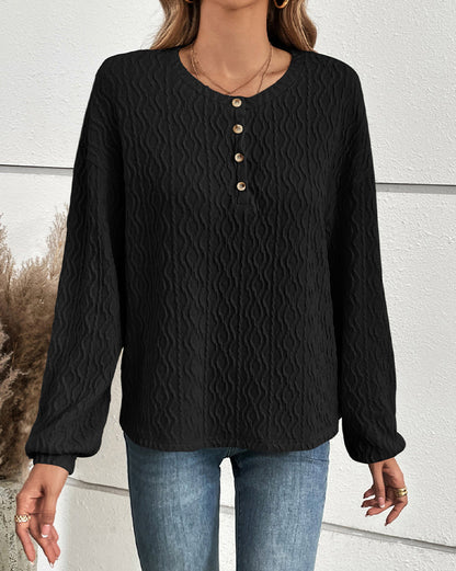 Plain top with buttons