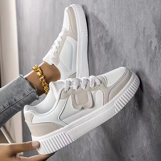 Platform sneakers with colour block design