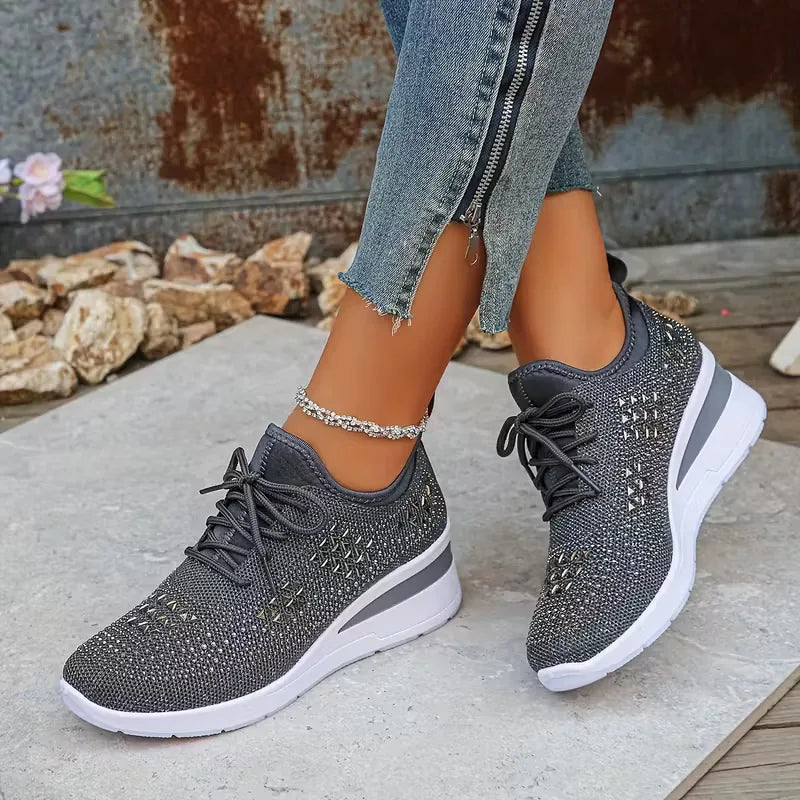 Platform sneakers with knitted upper