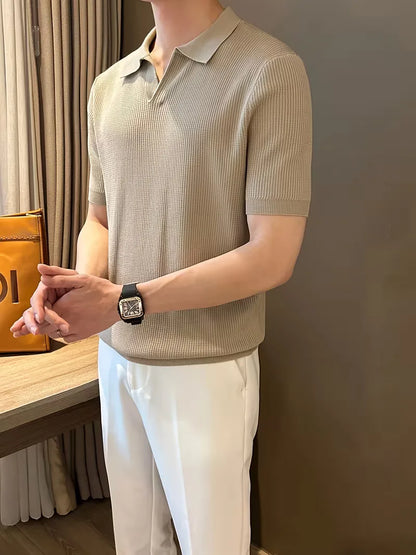 Polo with V-neck and short sleeves