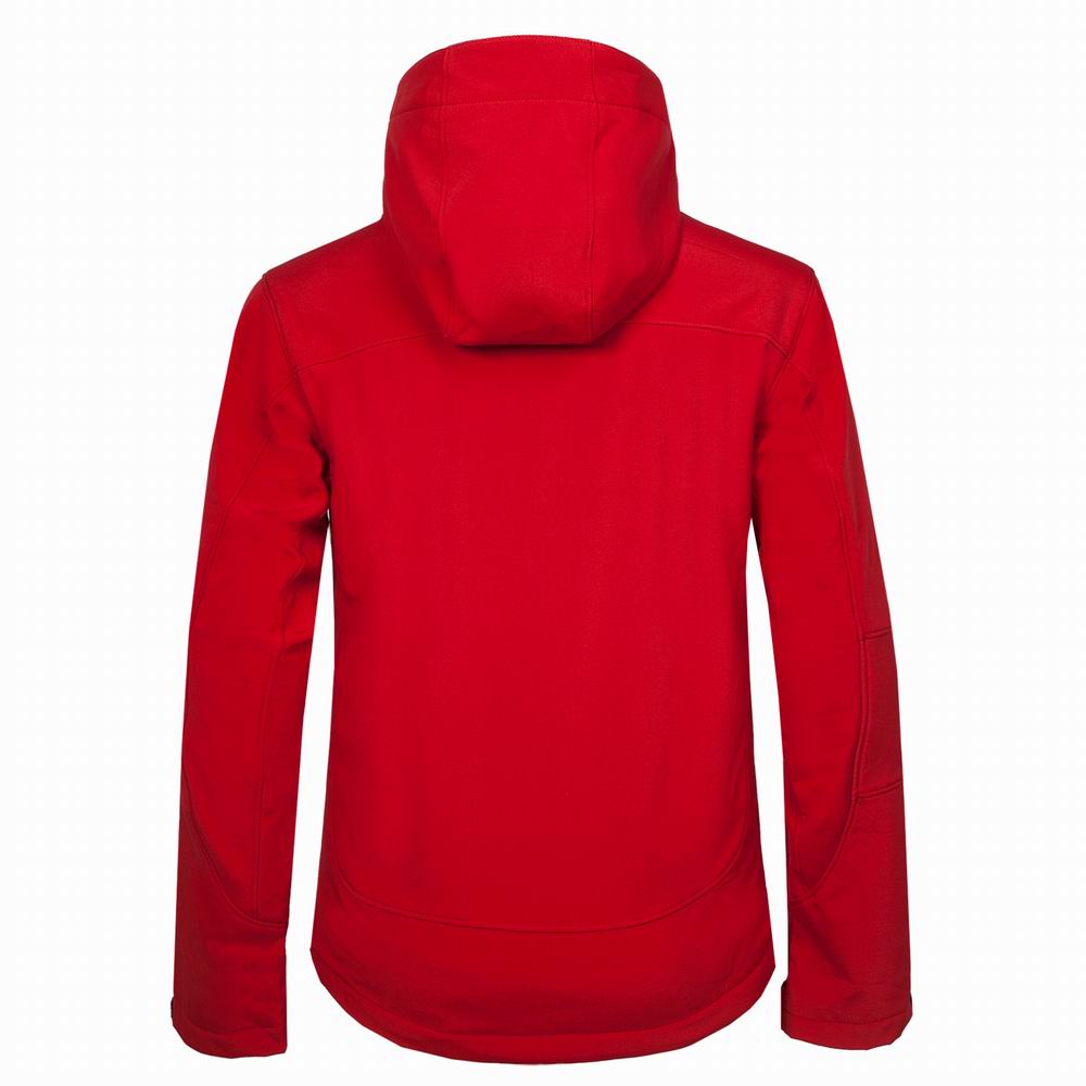 Weather-resistant men's jacket with multiple zip pockets