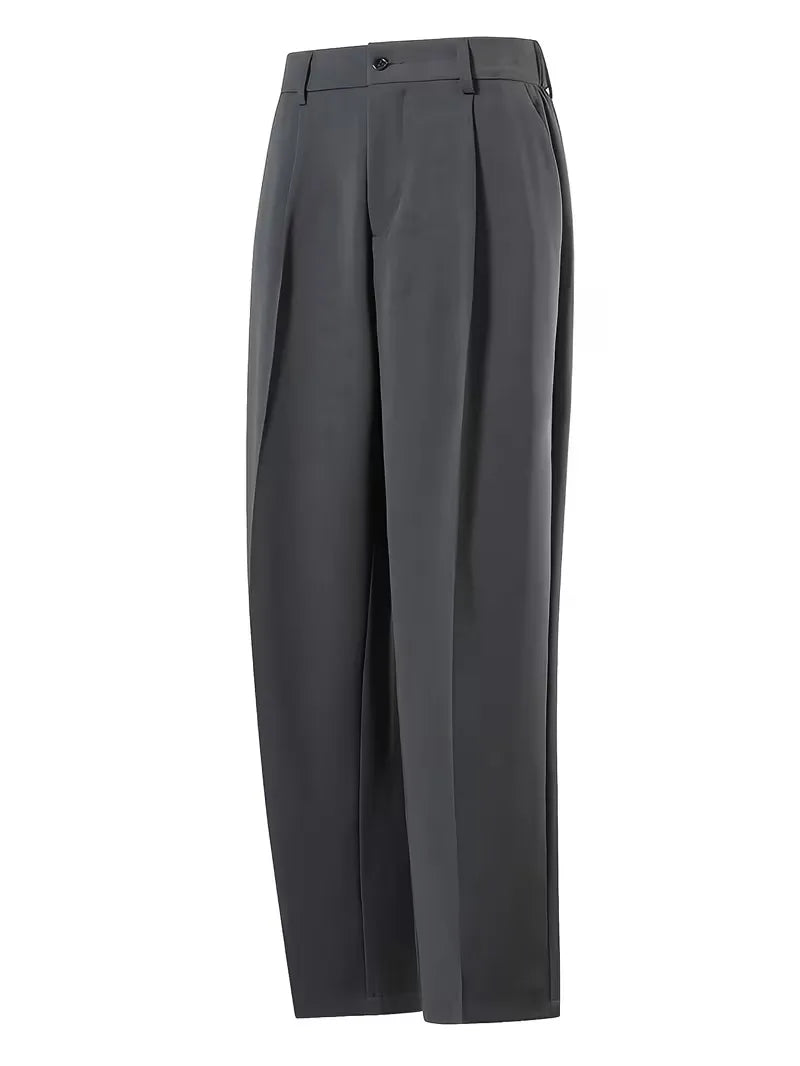 Pantalon droit avec plis et poches latérales