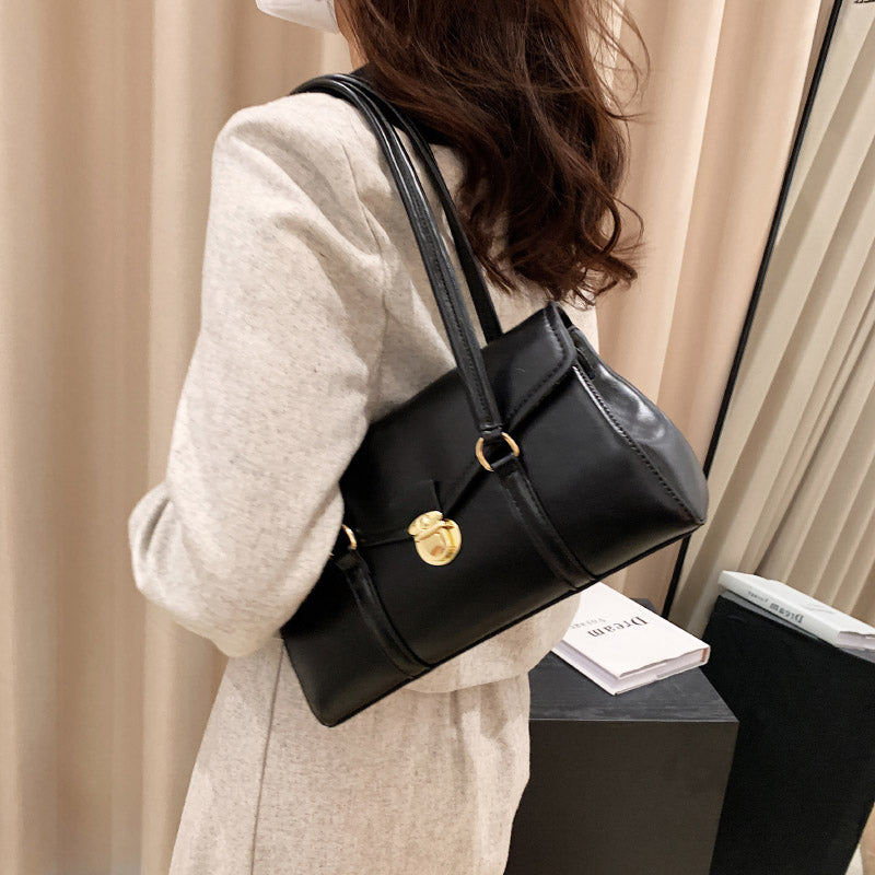 Elegant Elise Shoulder Bag