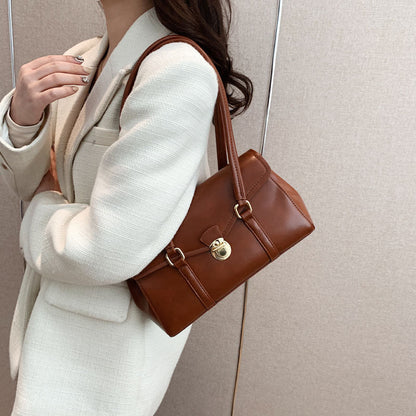 Elegant Elise Shoulder Bag