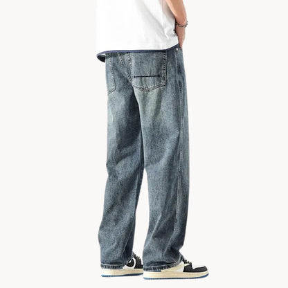 Relaxed retro jeans with a straight fit