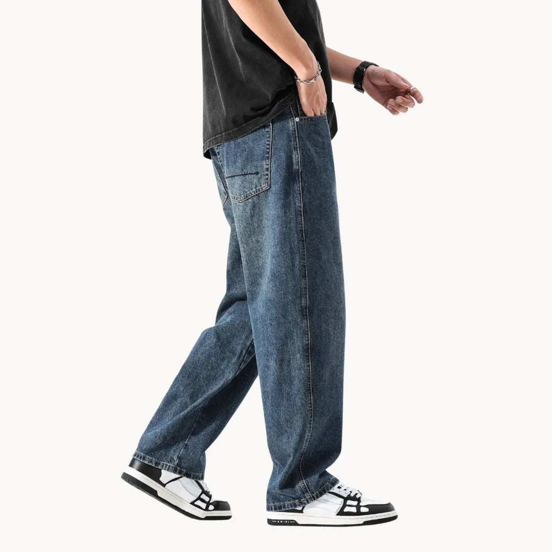 Relaxed retro jeans with a straight fit