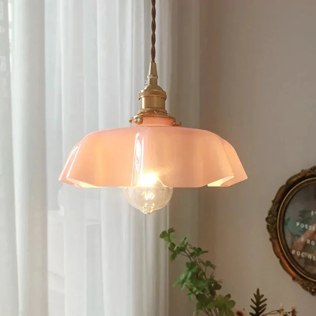 Elegante lampada a sospensione in ottone – BrillianceGlow per uno stile senza tempo
