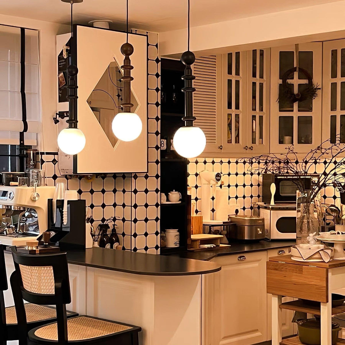 Roman Column Pendant Light - Timeless Elegance and Modern Refinement