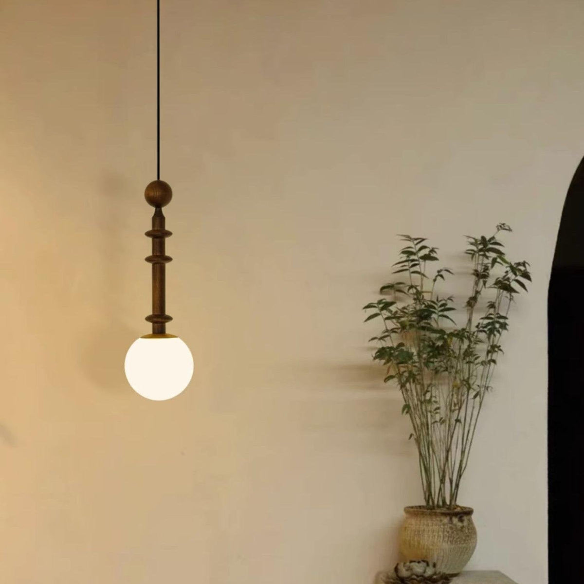 Roman Column Pendant Light - Timeless Elegance and Modern Refinement