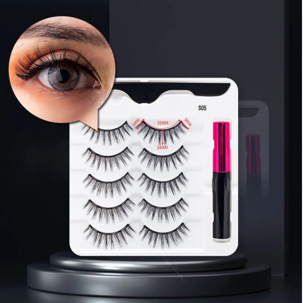 Ciglia finte magnetiche con eyeliner - Set di ciglia di tendenza per un look glamour in un attimo