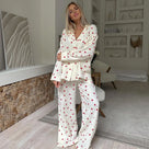Soft Ladies' Two-Piece Pyjama Set with Heart Print and Button Closure