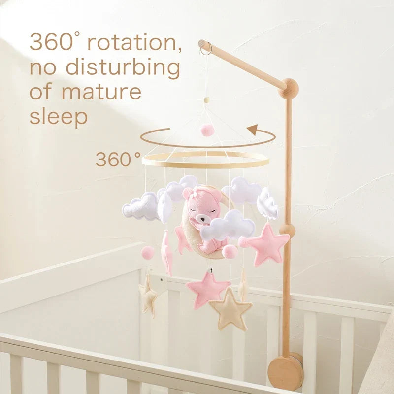 Holz-Mobile fürs Babybett mit Filzbären – Beruhigendes und stilvolles Babyaccessoire
