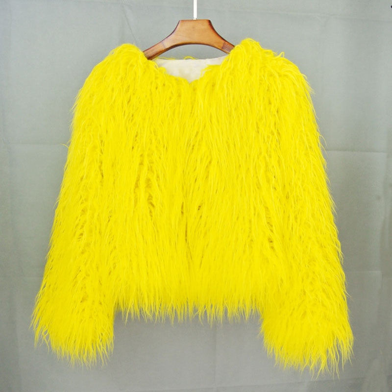 Glamorous Winter Fur Coat - Lira