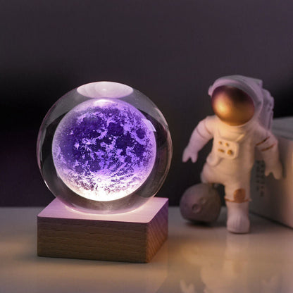 GalaxyGlow - 3D-kristallivalaisin universumiaiheisella koristeella