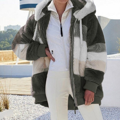 Gilet morbido e soffice con cappuccio da donna - Farra