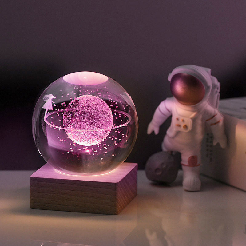 GalaxyGlow - 3D-kristallivalaisin universumiaiheisella koristeella