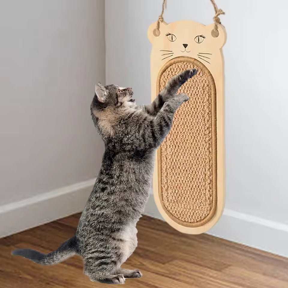 Wooden Wall Scratching Post for Cats – Natural, Playful and Space-Saving Design