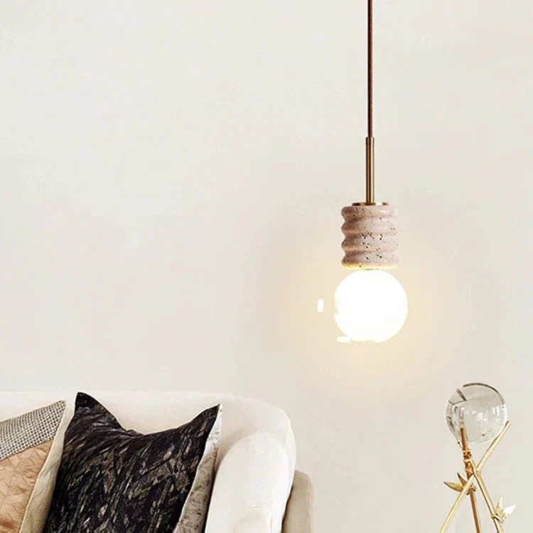 Elegantna LED visilica s modernom kamenom završnom obradom
