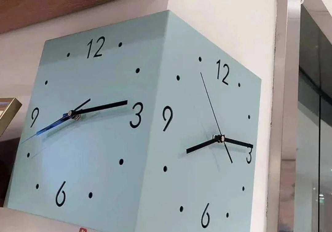 CornerTime - elegantni kutni sat